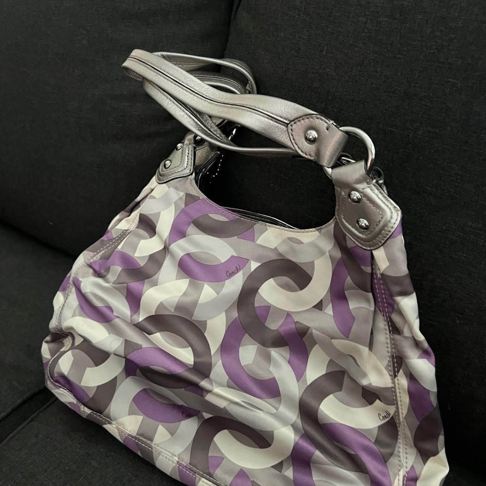 Coach Handbag - Picture 4 of 7